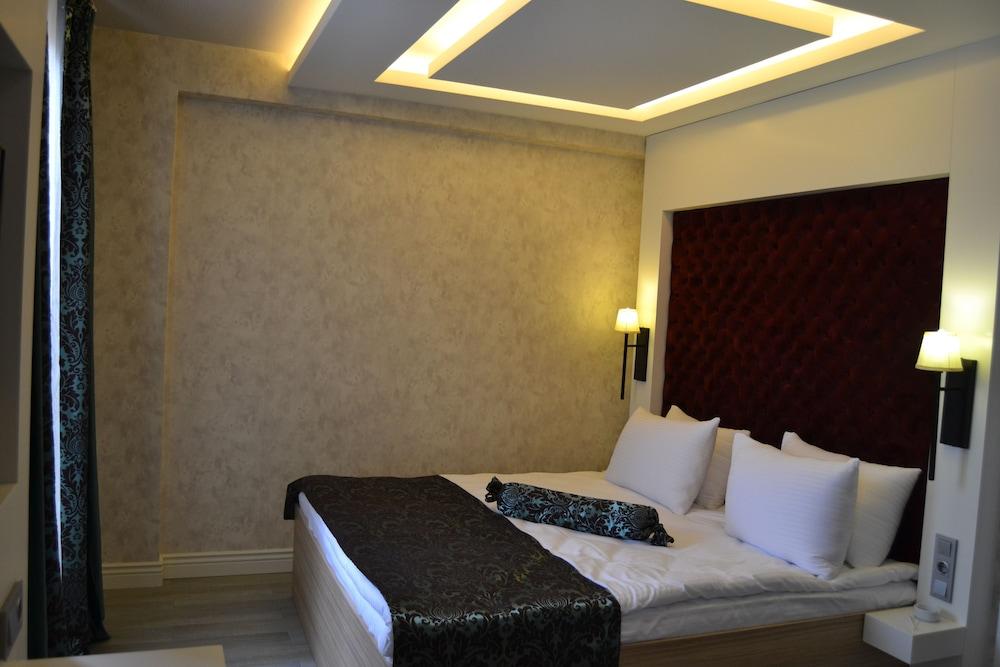 Hotel Zade