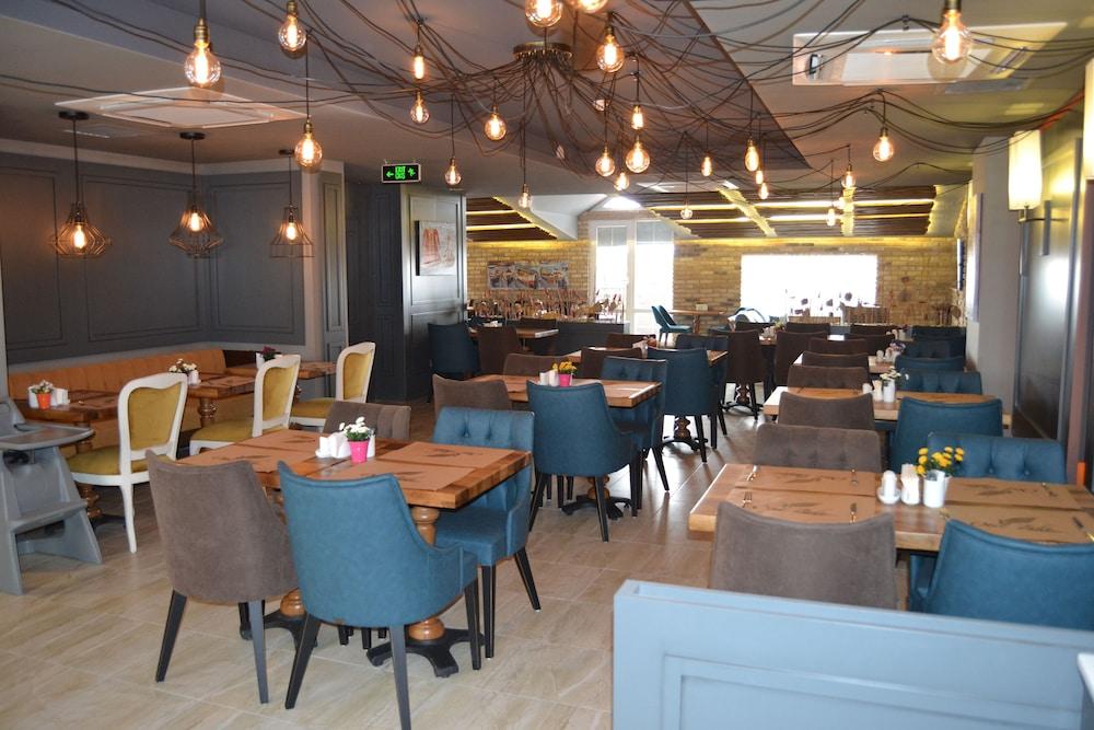 Hotel Zade