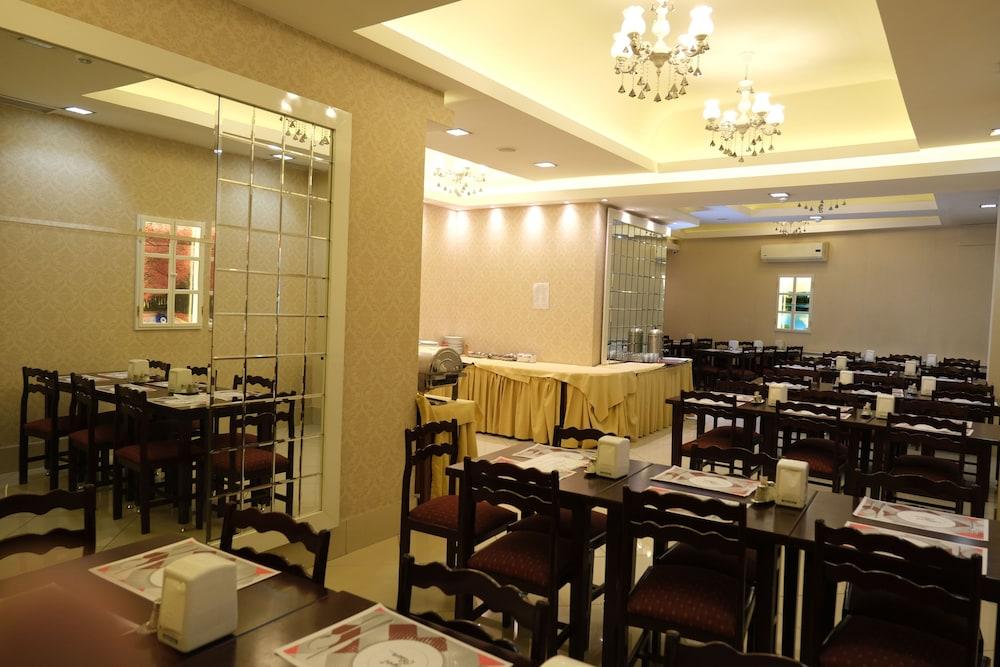 Artan Hotel