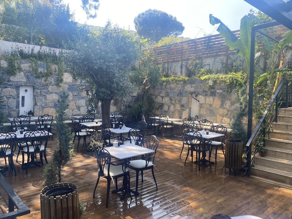 Hotel Olivia