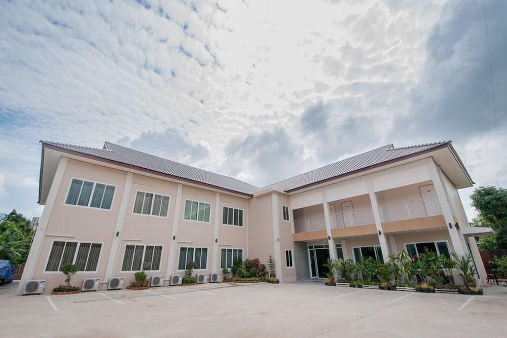 Wattanawan Hotel