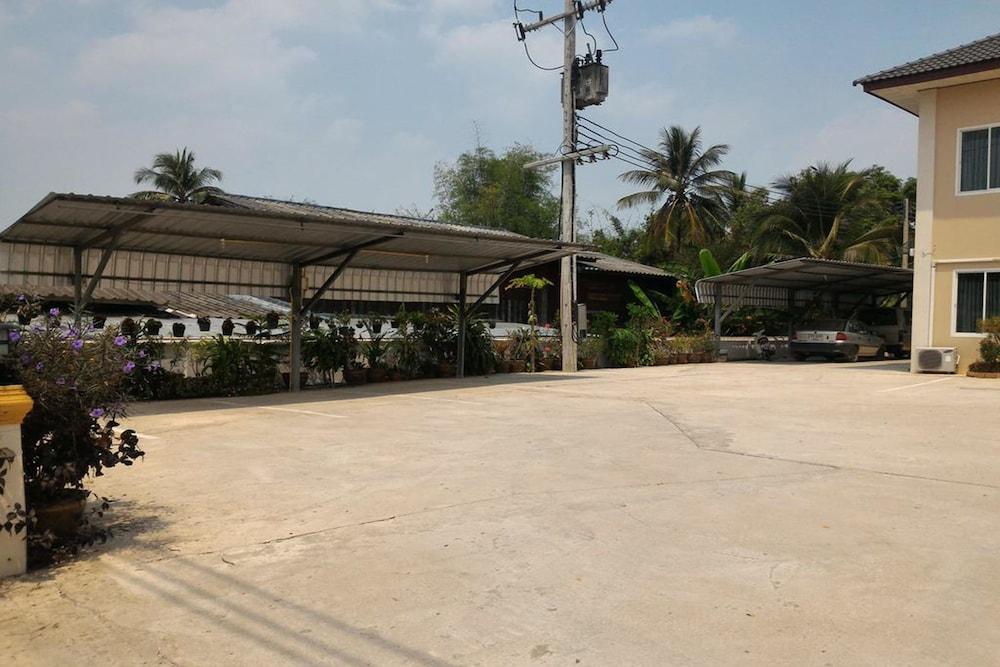 Wattanawan Hotel