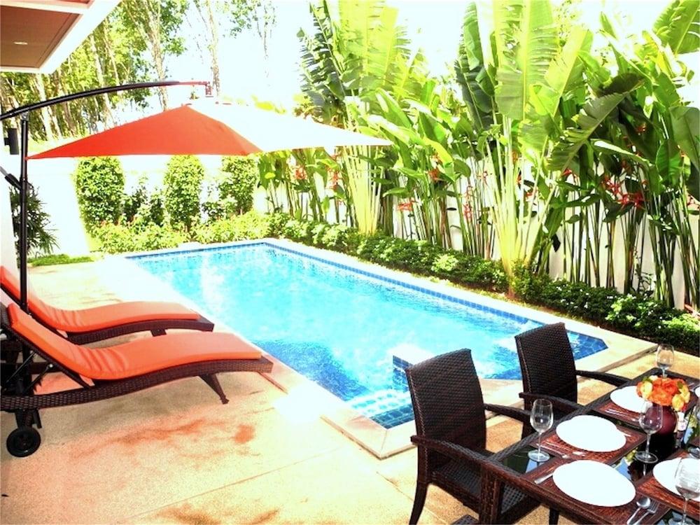 Intira Villa Rawai