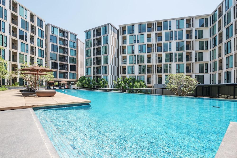The Base Up Town Condo By Favstay