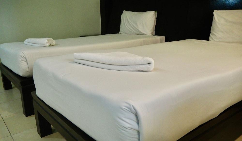 Orm Thong Apartment