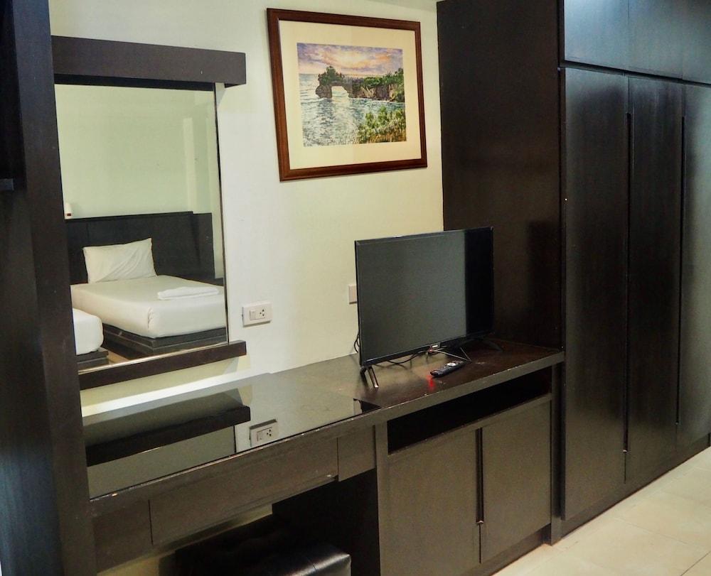 Orm Thong Apartment