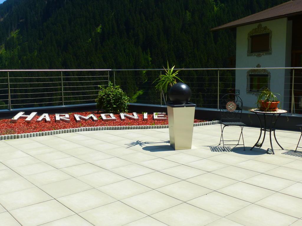 Apart Harmonie
