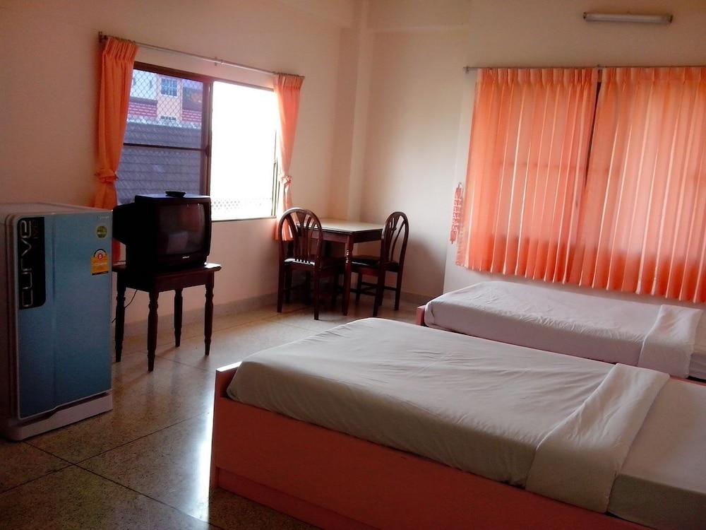 Duangthida Apartment