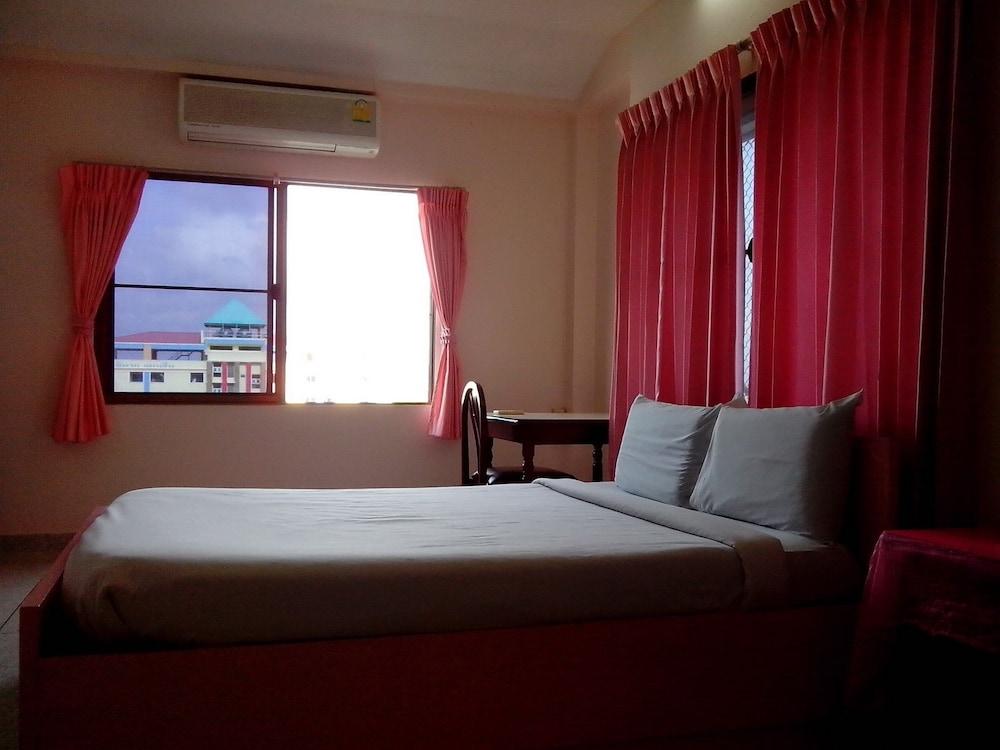 Duangthida Apartment