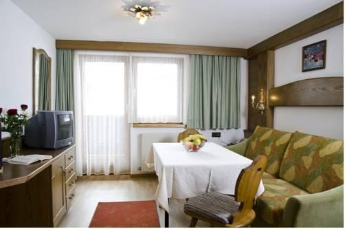 Berghotel Rasis