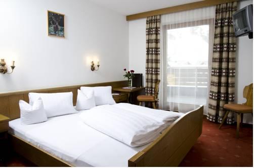 Berghotel Rasis