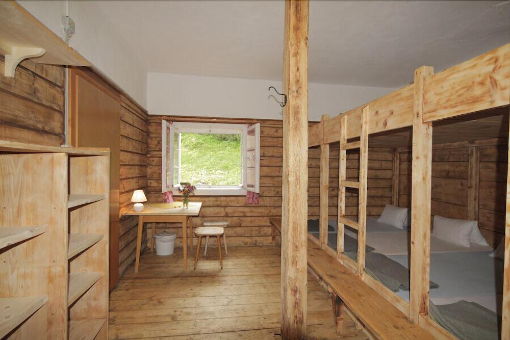 Gjaid Alm