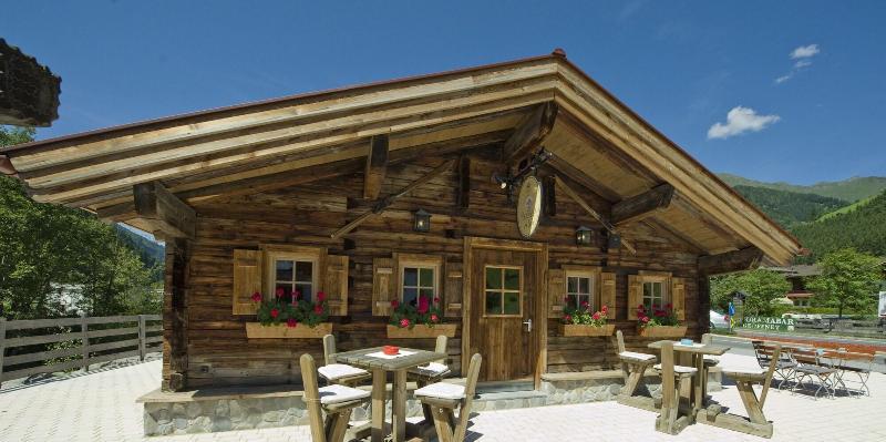 Gasthaus Appartements Maislau