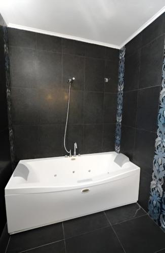Kiridis Hotel