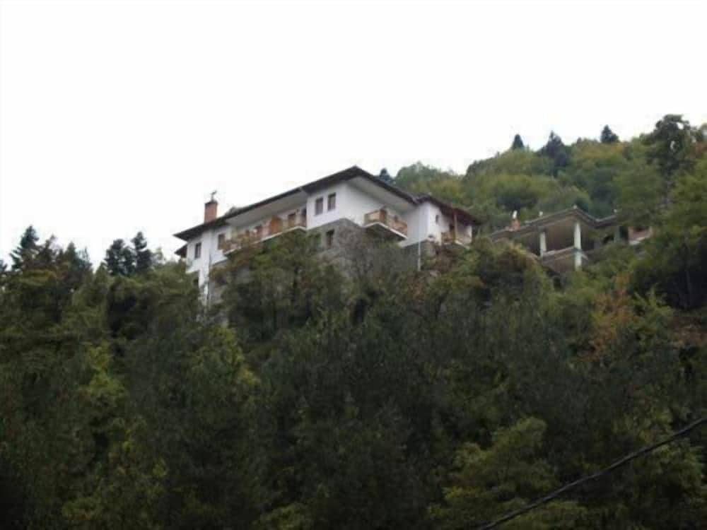 Hotel Anax