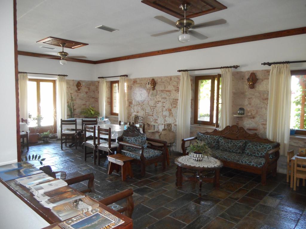 Pythais Hotel