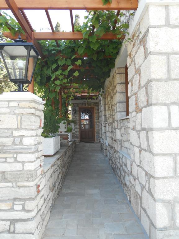 Pythais Hotel