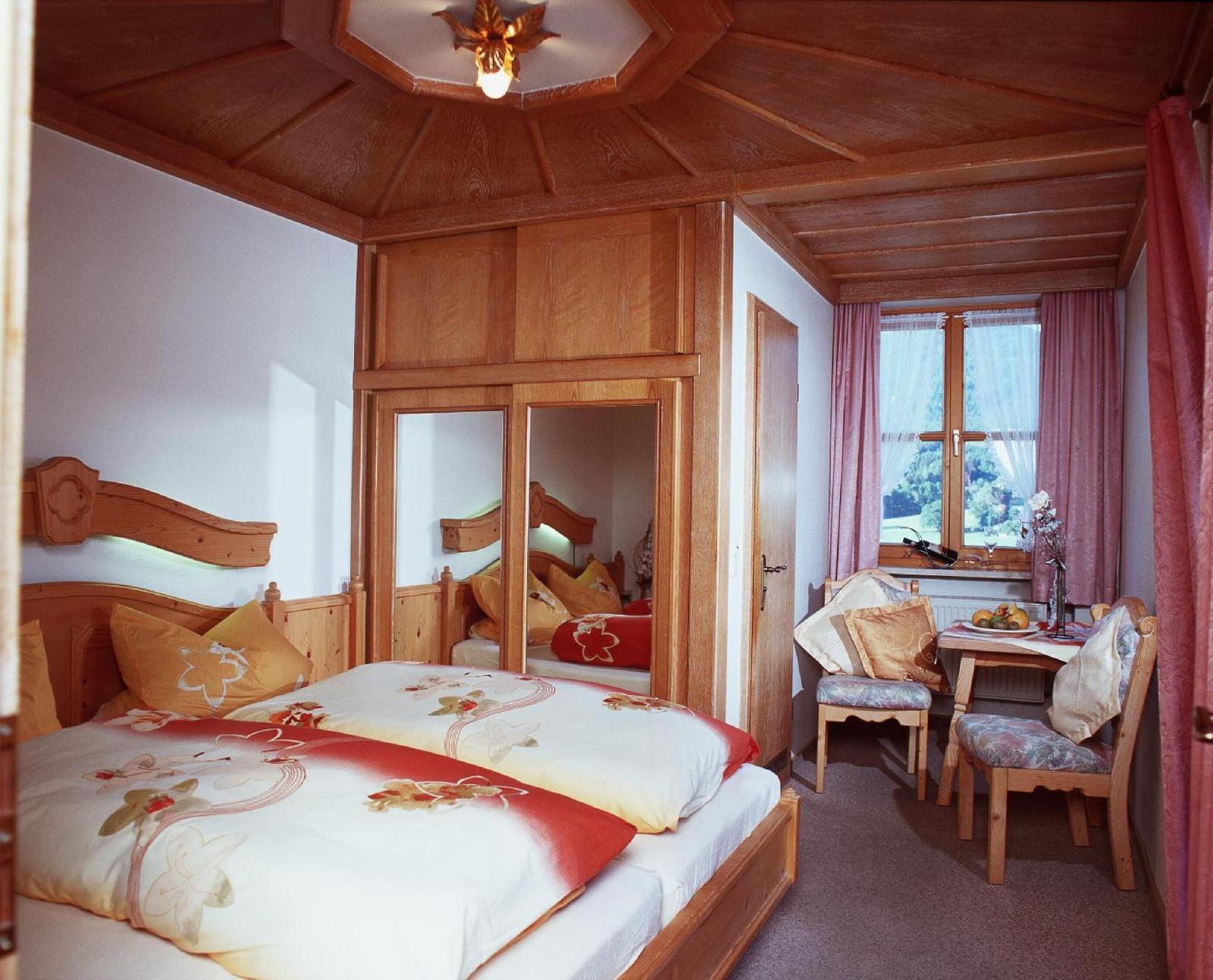Pension /Ferienwohnungen Ludwig