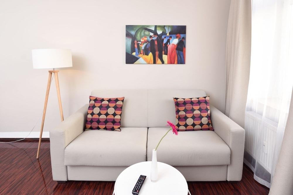 Zentrales Sauna Apartment & Loft Apartment