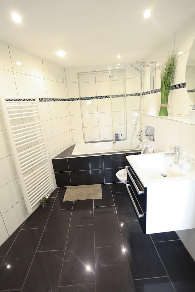 Zentrales Sauna Apartment & Loft Apartment