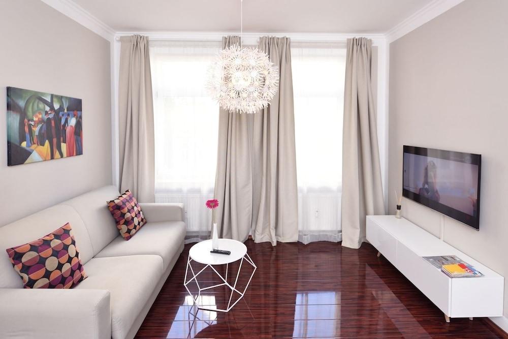 Zentrales Sauna Apartment & Loft Apartment