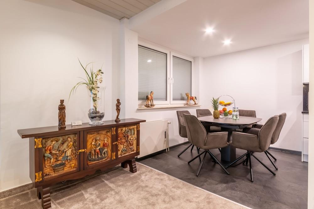 Pmc Business Apartment