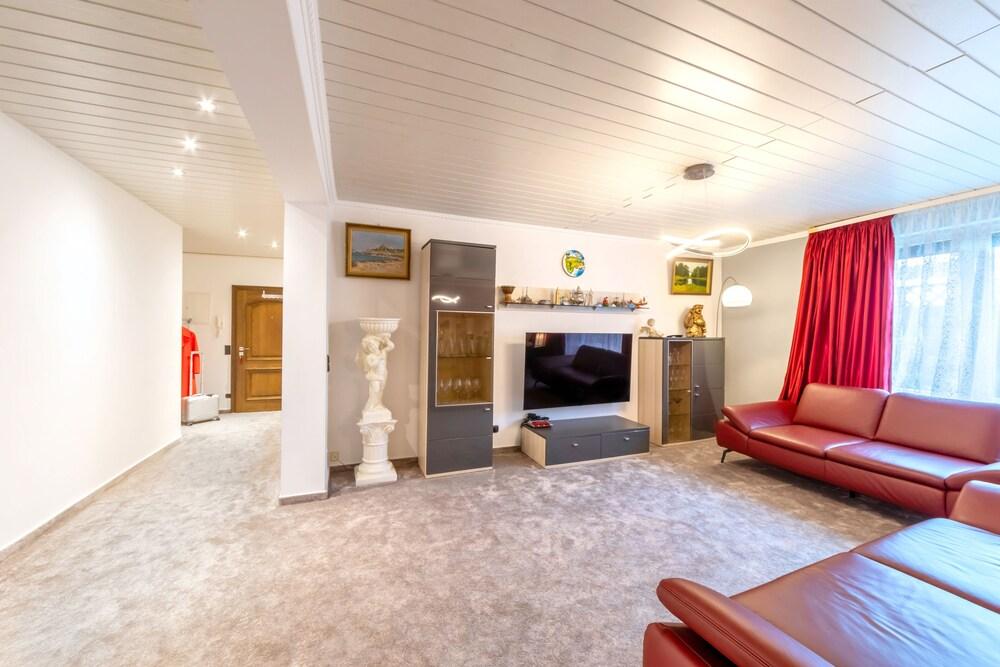 Pmc Business Apartment