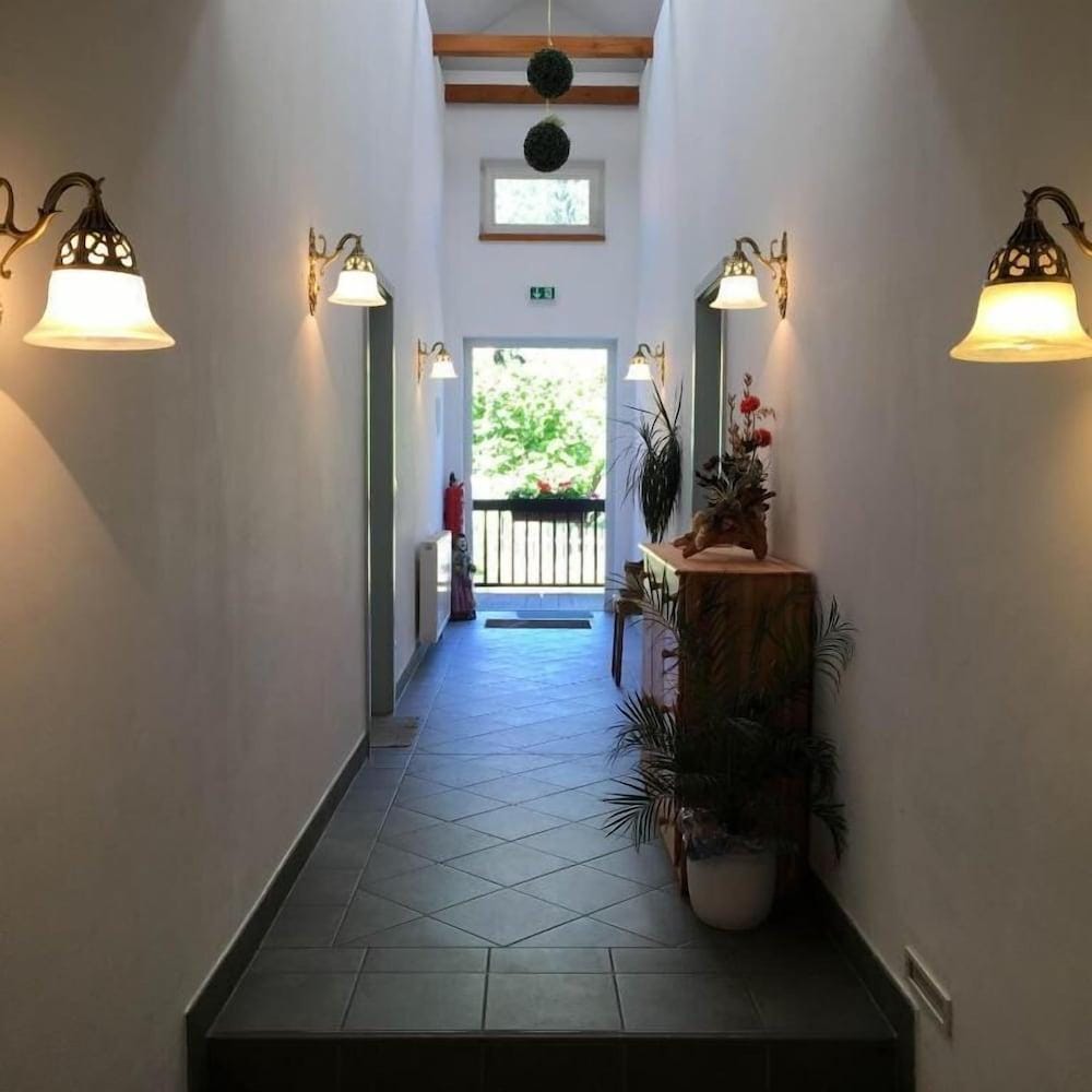 Hotel Garni und Gaststatte Zum Holzfaller