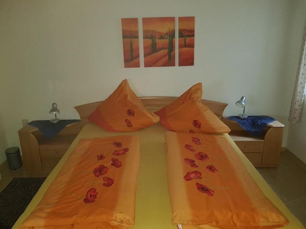 Restaurant & Pension Mainzer Tor