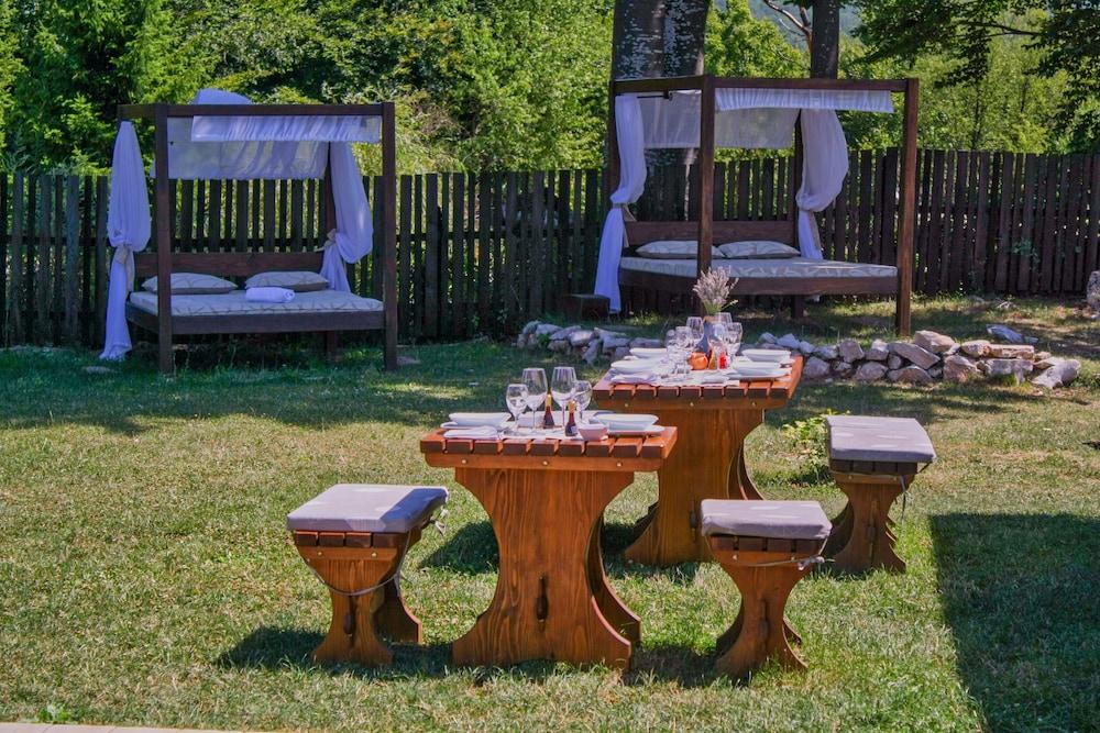 Etno Garden Exclusive