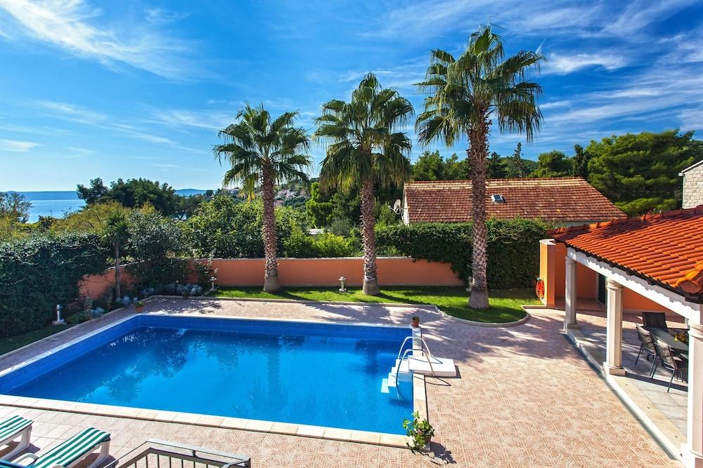 Villa Rasotica