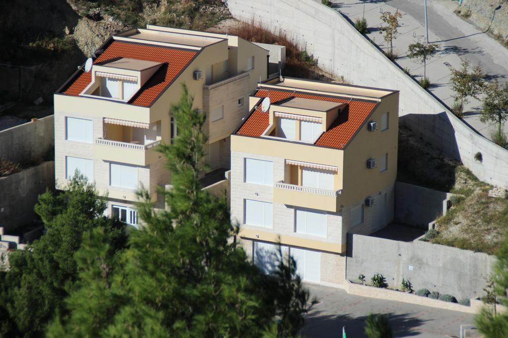 Apartmani Villa Astra & Pinija
