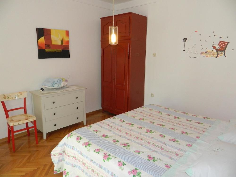 Apartments Irena