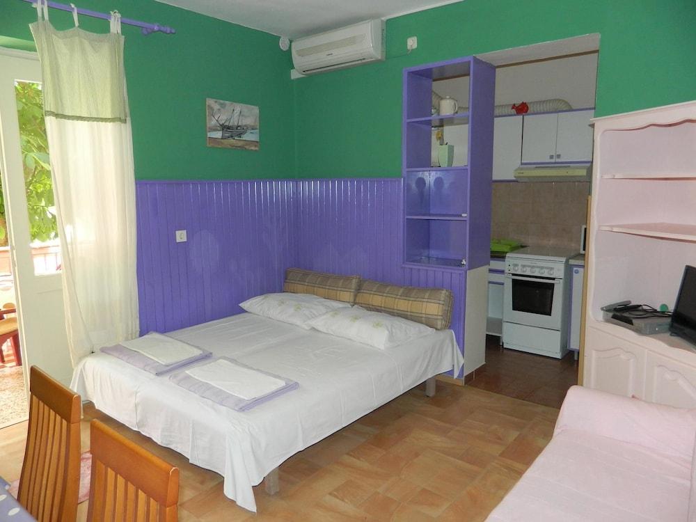 Apartments Irena