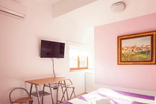 Rooms Dado