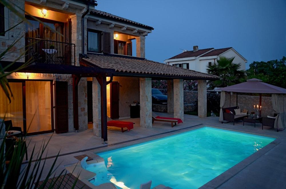 Luxury Villa Bernarda