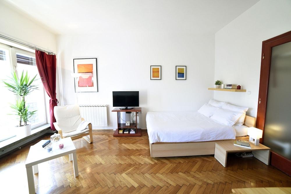 Apartments First Choice Centar