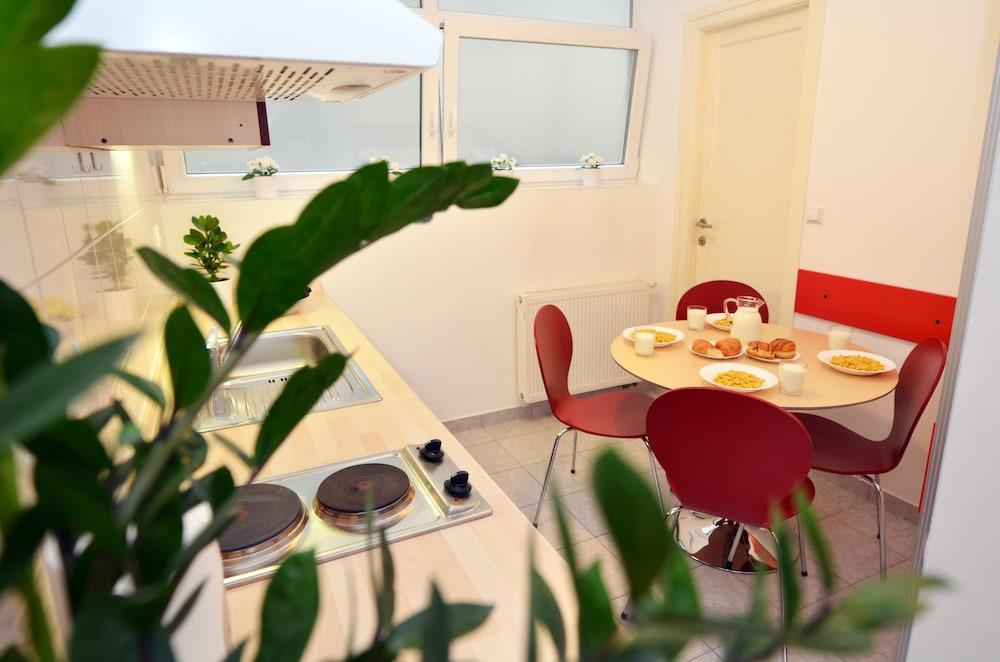 Apartments First Choice Centar