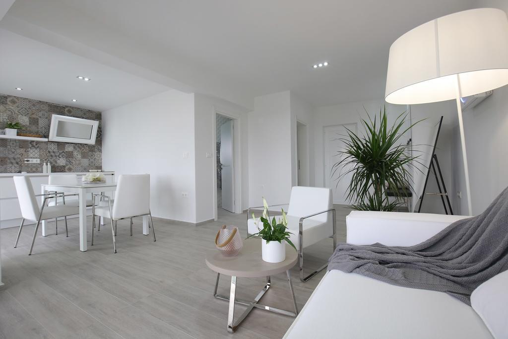 Lalic Gallery Villa