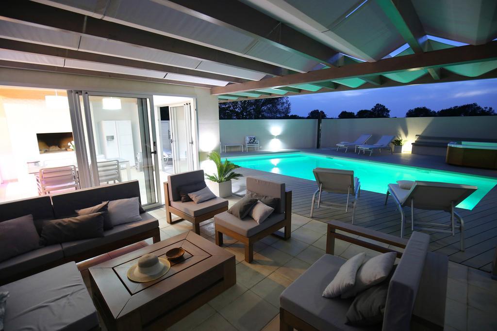 Lalic Gallery Villa