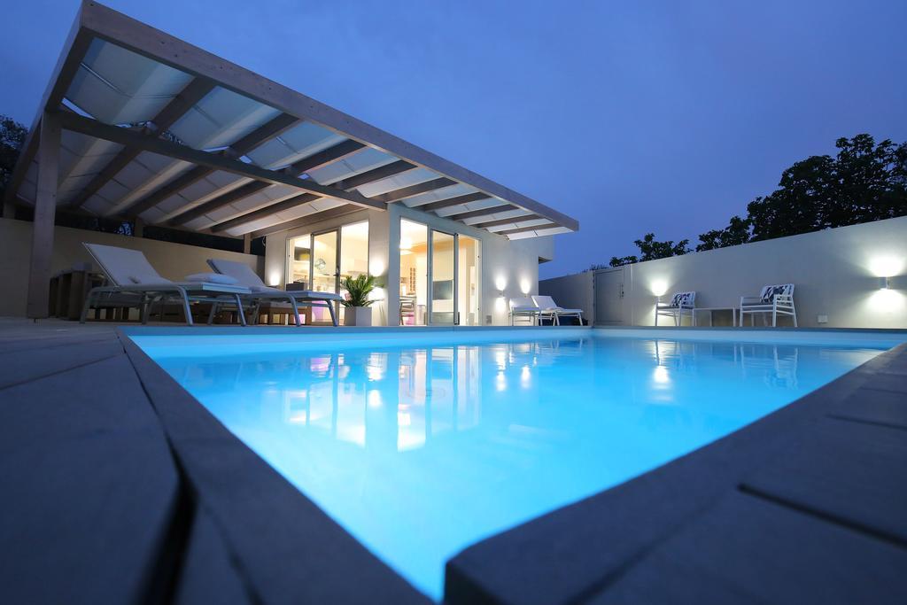 Lalic Gallery Villa