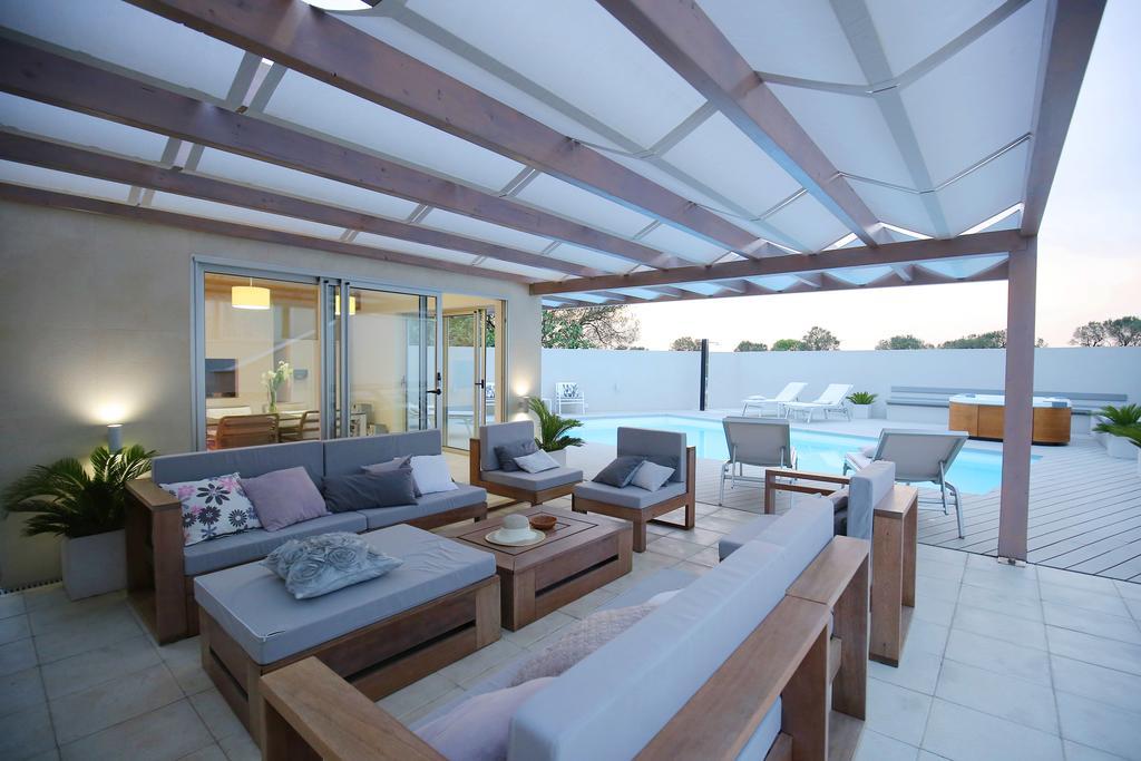 Lalic Gallery Villa