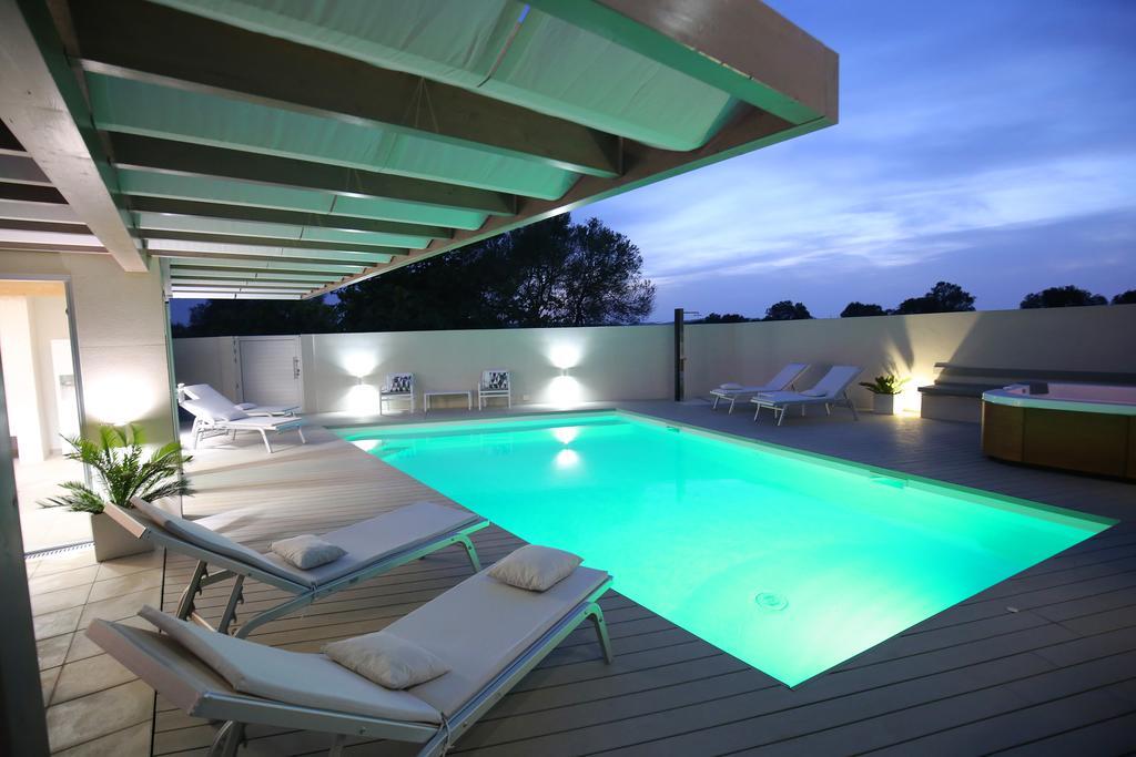 Lalic Gallery Villa