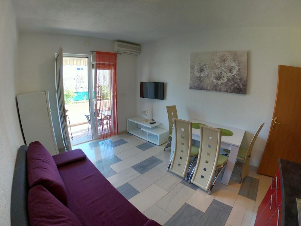 Apartments Rotim
