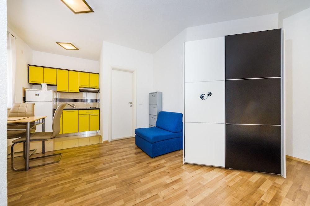 Apartments Rotim