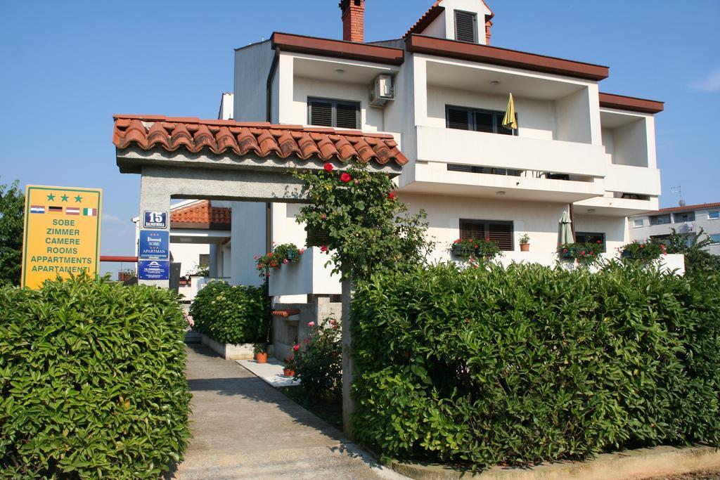 Apartments Villa Falcon