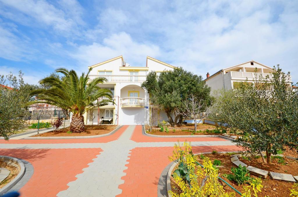 Apartments Rosanda