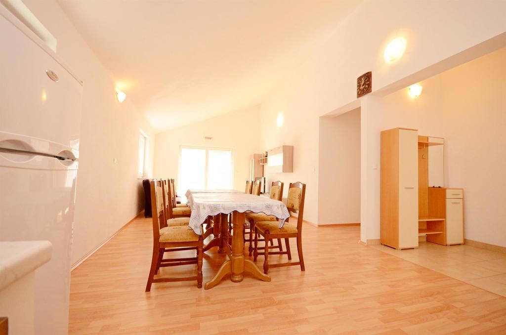 Apartments Rosanda