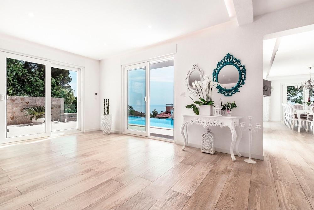 Villa Prestige