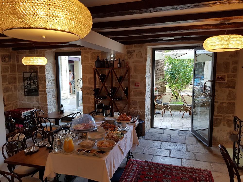 Hotel Fabris -Luxury Inn